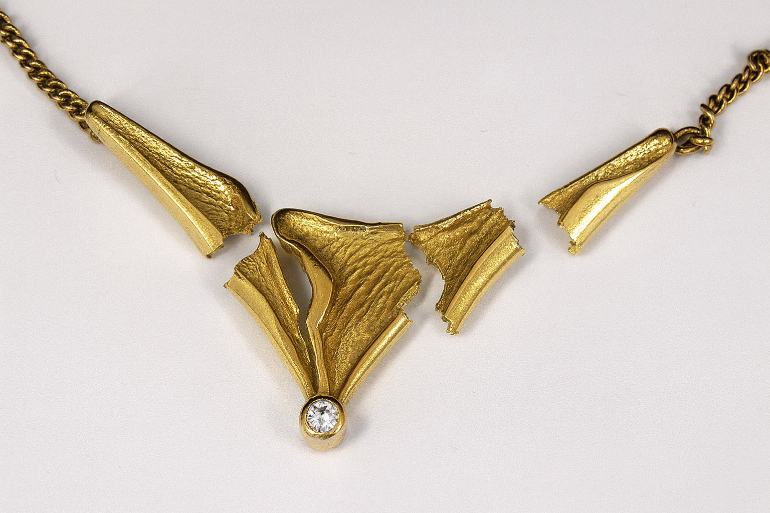 Read This Before Purchasing 8K Gold Jewelry